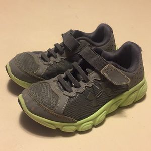 Under Armour shoes 👟